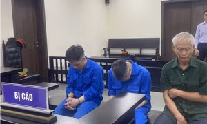 Hai tài xế cùng chủ xe lĩnh tổng 20 năm tù trong vụ tai nạn khiến 4 mẹ con tử vong ở Hà Nội