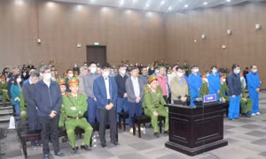 Nói lời sau cùng, Tổng giám đốc Việt Á xin tòa quy hết trách nhiệm về mình 