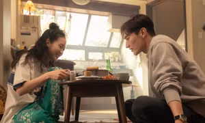 Kim Go Eun suy sụp vì tình, sẵn sàng làm 'bức bình phong' cho Steve Sanghyun Noh
