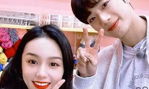 Mới hẹn hò được 4 ngày, Lại Quán Lâm và mỹ nữ "Sơn Hà Lệnh" Châu Dã đã bị bắt quả tang?