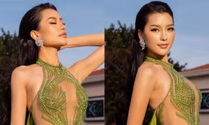 Á hậu Hoàng Thị Nhung diện váy dạ hội cầu kỳ khoe thân hình chuẩn đồng hồ cát