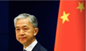 Phát ngôn viên Bộ Ngoại giao Trung Quốc Uông Văn Bân. (Ảnh: Reuters)