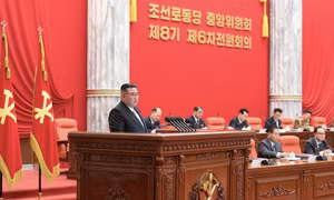 Ông Kim Jong Un khai mạc hội nghị toàn thể của đảng ngày 26/12. (Ảnh: KCNA)