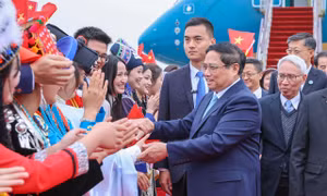 Thủ tướng Phạm Minh Chính tới Côn Minh, bắt đầu chuyến công tác tại Trung Quốc