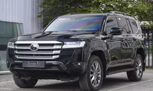 Triệu hồi loạt SUV Lexus LX600 và Toyota Land Cruiser 300 tại Việt Nam
