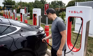 Cáp sạc xe điện Tesla trở thành mục tiêu của kẻ trộm