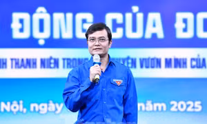 Bí thư thứ nhất T.Ư Đoàn Bùi Quang Huy: ‘Thực hành tiết kiệm phải xuất phát từ ý thức tự thân mỗi người trẻ’