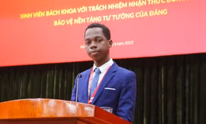Cộng đồng mạng ngạc nhiên khi biết 'tên lính Pháp' trong 'Đào, phở và piano' lại là một sinh viên Bách khoa rất cừ