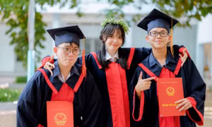 Phương pháp học hiệu quả giúp nữ sinh Kiến trúc chinh phục hai học bổng