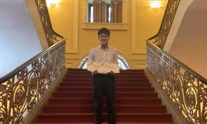 Nam sinh có bài báo khoa học tại hội nghị máy học thế giới