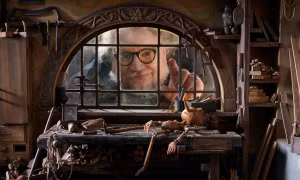 Cùng chuyển thể “Pinocchio”: Disney bị chê, Guillermo del Toro nhận cơn mưa lời khen
