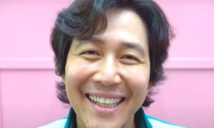 Squid Game mùa 2: Lee Jung Jae thông báo lịch phát sóng, Netflix vẫn giữ im lặng