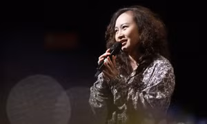 Khánh Linh trải lòng về cuộc thi đặc biệt: 'Vừa hát hay lại phải yêu nồng cháy'