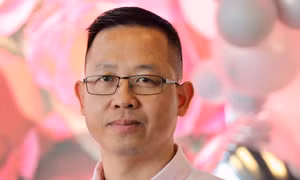 'Đổ dầu' vào đấu giá đất 