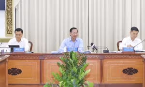 Giao quyền xử phạt vi phạm hành chính cho 5 phó chủ tịch UBND TPHCM