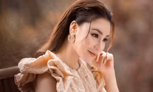 Hồ Quỳnh Hương tái xuất sau 11 năm với "Quỳnh 2022", sẽ hát "bằng từng tế bào" 