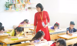 Bộ GD&ĐT đề nghị địa phương tuyển dụng giáo viên đủ biên chế được giao