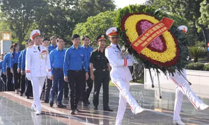 Trách nhiệm lớn lao và nghĩa nặng tình sâu