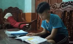Nam sinh lớp 8 dũng cảm cứu 2 em nhỏ thoát đuối nước