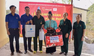Tuổi trẻ Sơn La xây nhà kiên cố tri ân cựu thanh niên xung phong 