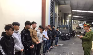 Bắt nhóm ‘quái xế’ gây rối đường phố Đà Nẵng đêm giao thừa