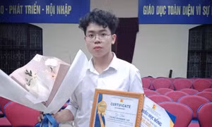 Vượt qua mặc cảm, nam sinh Hải Dương là đại sứ truyền thông của nhiều hoạt động lớn