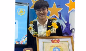 Sinh viên Trường Đại học Y Dược, Đại học Huế nhận danh hiệu Sao Tháng Giêng cấp Trung ương