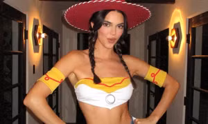 Kendall Jenner bị chỉ trích vì trang phục phản cảm