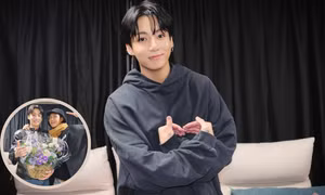 GOLDEN Live On Stage: Jung Kook hát trọn album, sân khấu xịn như mini concert