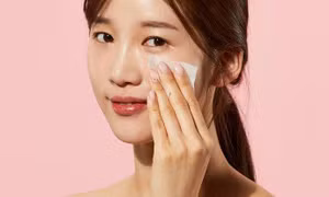 Da dầu lâu già hơn? Cứ mỹ phẩm thiên nhiên là tốt? Những định kiến quen tai hóa ra lại sai!