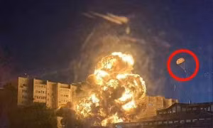 Nga: Máy bay Su-34 đâm trúng toà chung cư