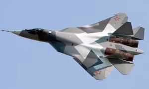 Nghi vấn hai máy bay tối tân Su-57 của Nga bị bắn trúng trên sân bay