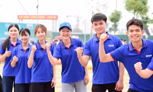 Vượt chục cây số tìm cơ hội việc làm tại Ngày hội 'Sinh viên 5 tốt'