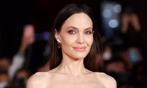 Angelina Jolie là bậc thầy thao túng tâm lý?