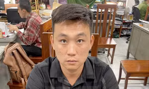 Tài xế đánh đập dã man người đi đường ở TPHCM khai gì?