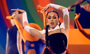 "Người chơi hệ tâm linh" Doja Cat thông báo giải nghệ sau khi xem... lá số tử vi?
