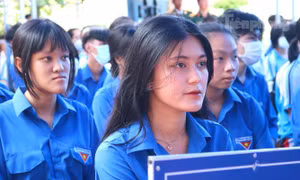 Bạn trẻ nhập vai như diễn viên chuyên nghiệp tại Hội thi tuyên truyền viên bảo vệ Tổ quốc