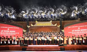Hà Nội sẽ tuyên dương 100 thủ khoa tốt nghiệp xuất sắc năm 2024