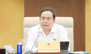 Chủ tịch Quốc hội nhận xét về trung tâm phục vụ hành chính công ở phường, xã mới