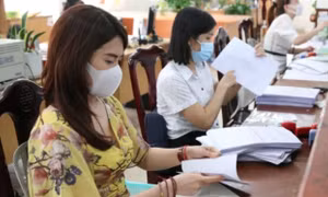 Bộ Nội vụ đề xuất giữ nguyên cán bộ, công chức cấp xã sau sáp nhập