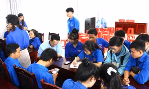 Trang bị kiến thức, kỹ năng an toàn trên không gian mạng cho thanh niên