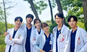 Dấu hiệu cho thấy "Người Thầy Y Đức" trở lại với mùa 4: Sẽ là phiên bản All-star?