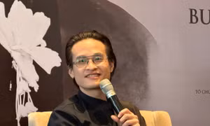 Hà Anh Tuấn phản hồi việc fan khó săn vé concert tại Ninh Bình: "Gia đình tôi chưa mua được vé"