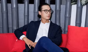 Chân dung 'phù thủy màu sắc' đứng sau loạt MV đình đám của các sao Việt