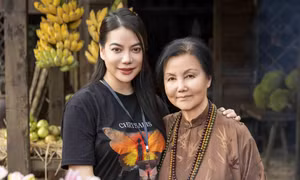 Các thế hệ 'mỹ nhân màn ảnh Việt' cùng hội ngộ khiến các 'mọt phim' quá bất ngờ và không khỏi tò mò