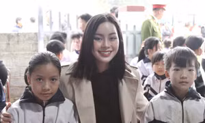 Từng hiến tóc cho bệnh nhân ung thư, Á hậu Đào Thị Hiền lặng thầm đi làm thiện nguyện dịp Tết