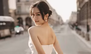Chỉ một chi tiết nhỏ này cũng đủ để thấy Á hậu Phương Anh tinh tế và giàu lòng nhân ái như thế nào?