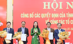 Công bố quyết định sáp nhập Đài Phát thanh và Truyền hình vào Báo Quảng Ngãi