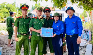 Lễ ra quân thanh niên tình nguyện hè Quảng Trị 