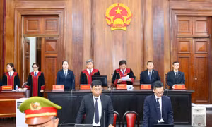 HĐXX phiên tòa vụ Vạn Thịnh Phát